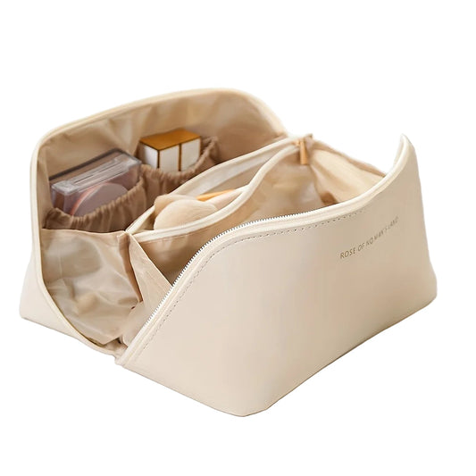 תיק איפור לטיולים